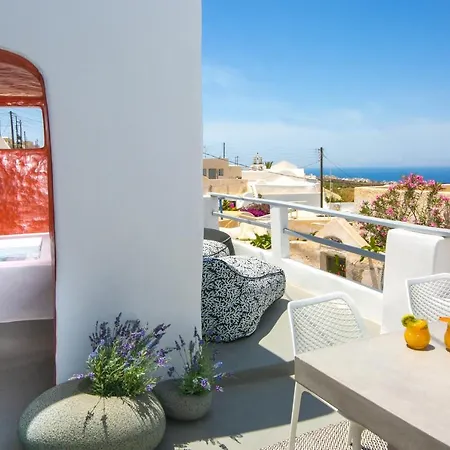 Executive With Private Outdoor Plunge-pool, Sea Sunset View 4 Guests Foinikiá